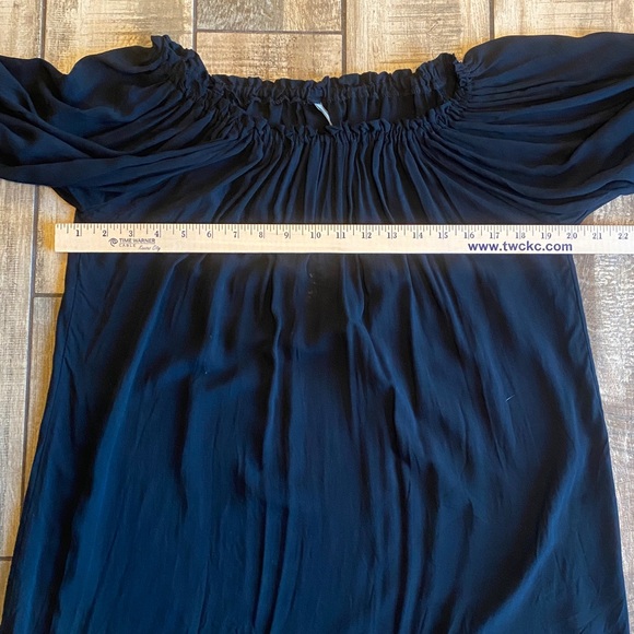 Elan Black Ruffled Tunic Top 🆕 - Picture 8 of 11